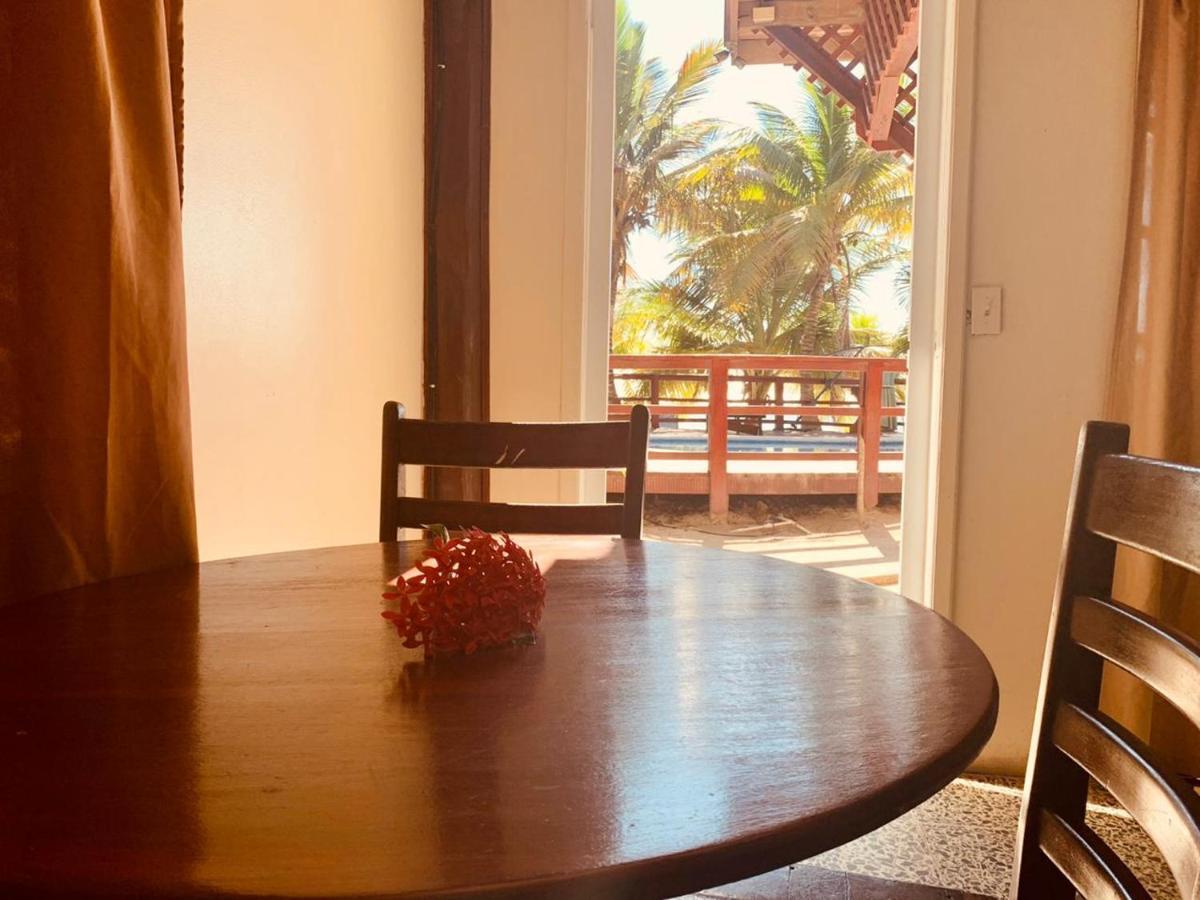 Fosters West Bay Resort Esterno foto